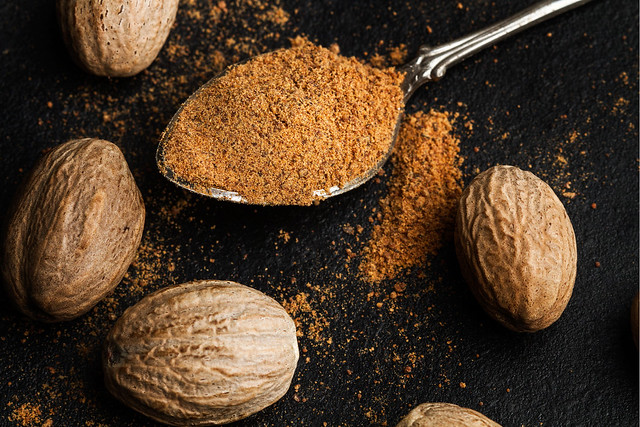 Nutmeg Seed Powder